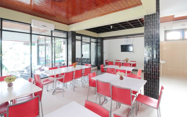 Airy S Parman 39 Palu