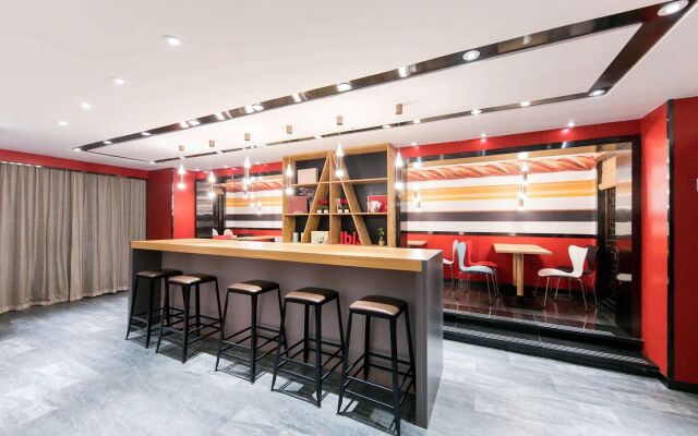 ibis Nantong Qingnian