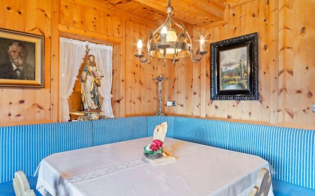 Quaint Villa in Zellberg with Terrace