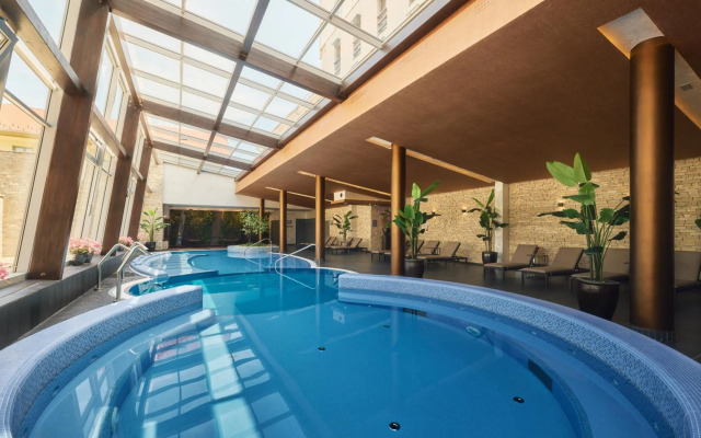 Anna Grand Hotel