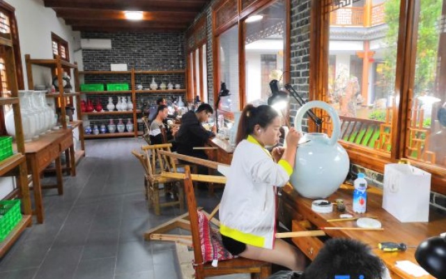 TaoliYijia Porcelain Culture Hotel – Restaurant – Jingdezhen