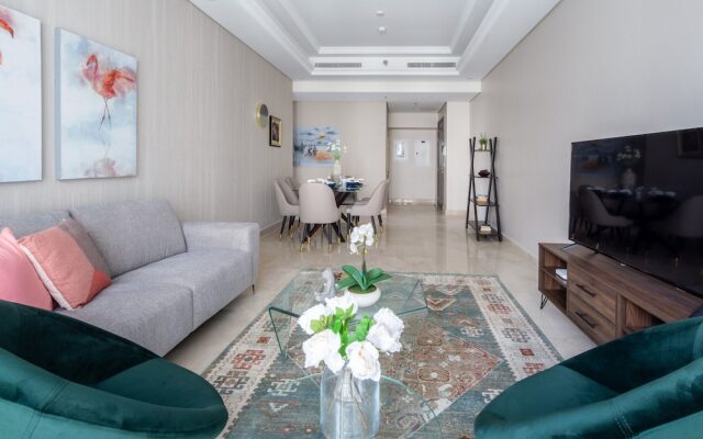 Rich & Vibrant 2BR With Study in Downtown Dubai