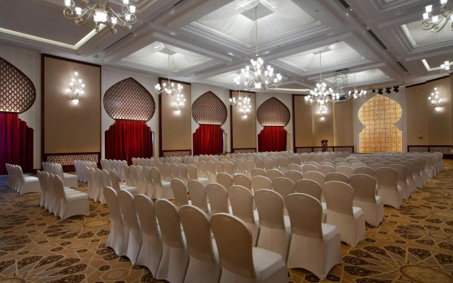 Bab Al Qasr Residence