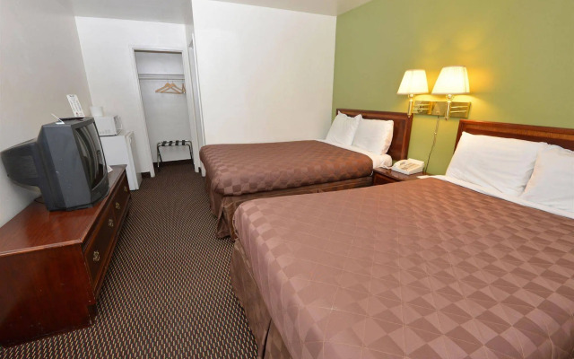 Rodeway Inn & Suites