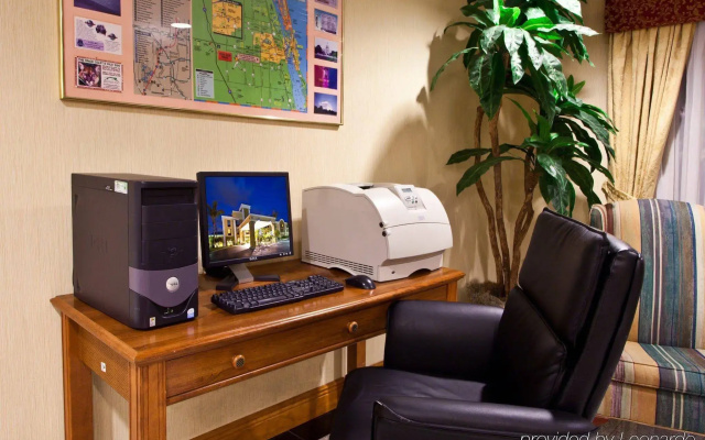 Holiday Inn Express - Vero Beach by IHG