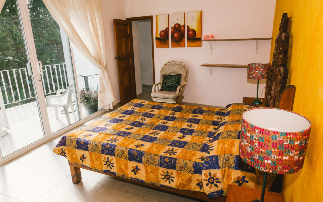 ITH Sayulita Amazing Surf Hostel