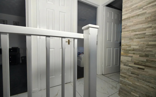 Tyburn Home, Birmingham With Free Parking