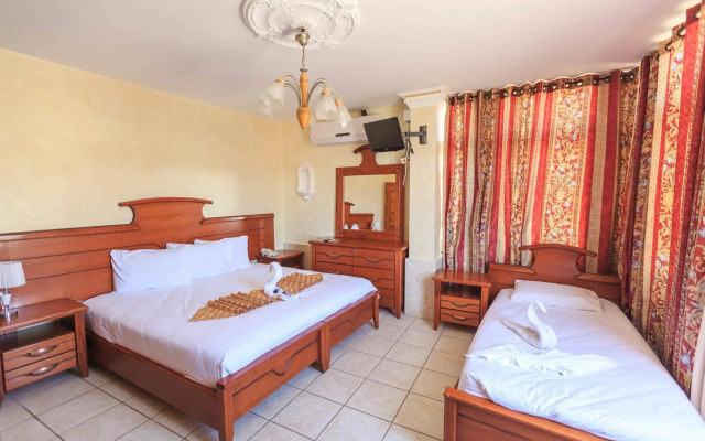 Hashimi Hotel