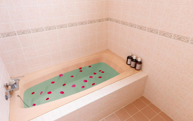 Naha Gajumaru Apartment Hotel 401