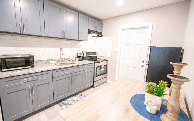 University Serenity Suites 14th