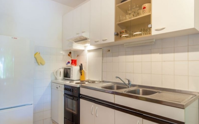 Holiday house Zeljka - 60 m from sea: Podstrana, Riviera Split