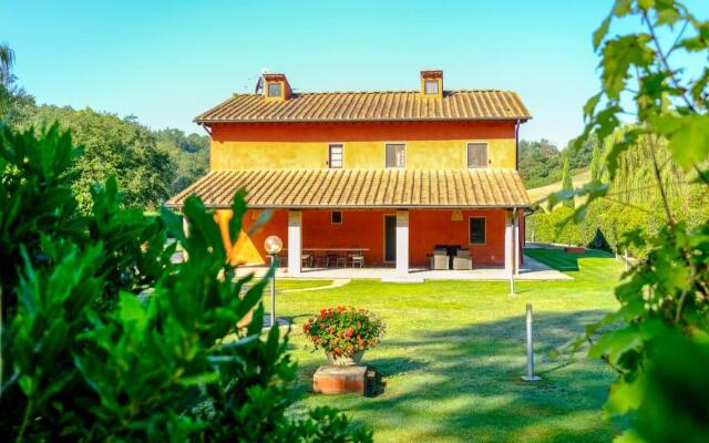 Villa Casa Rossa - In the Middle of Tuscany