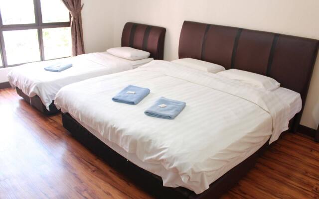 Jack's CondoApartment @ Marina Court Resort Condominium