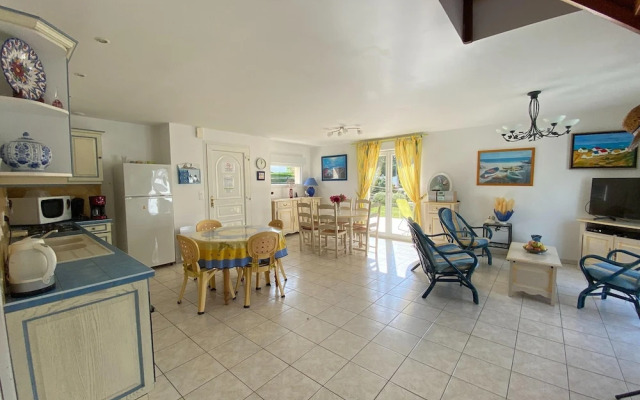 Holiday Home in Normandy Near Sandy Beach