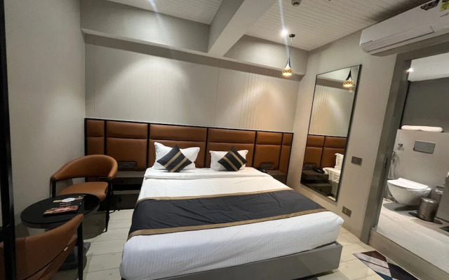 Hotel shri anand Vilas