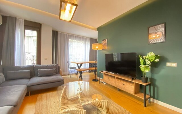 Charming Flat With Central Location in Nisantasi