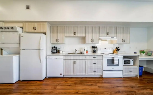 Lovers Tropical Bahamas Studio King U/G Wifi