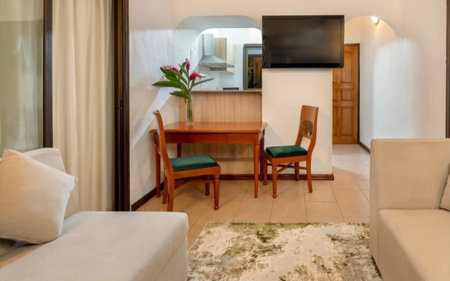 Edens Holiday Villas