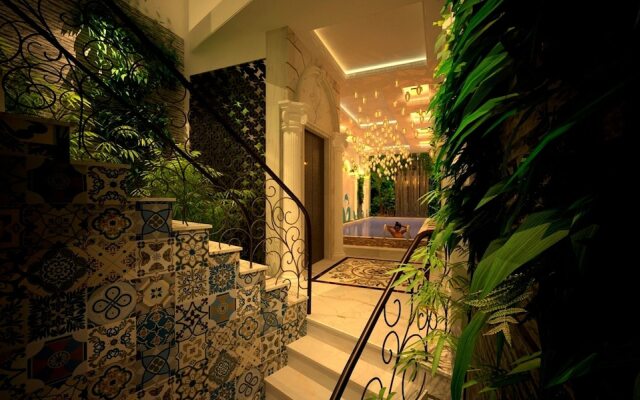 Babylon Garden Inn