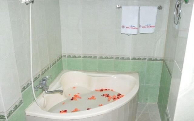 Da Giang Hotel