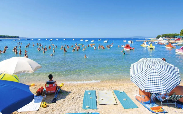 Apartments by the sea Banjol, Rab - 4965
