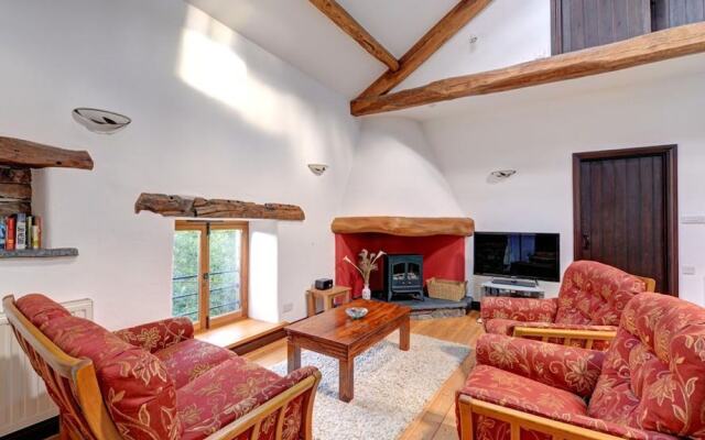 Restored Holiday Home in Grasmere with Courtyard