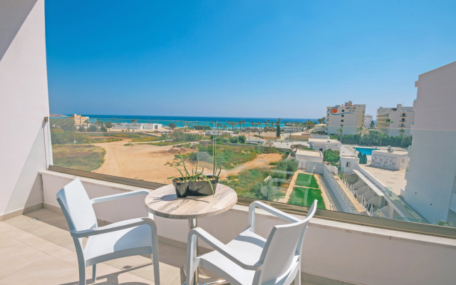 New Famagusta Hotel&Suites