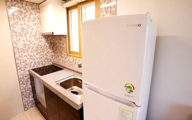 Tongyeong Cobalt Blue Pension