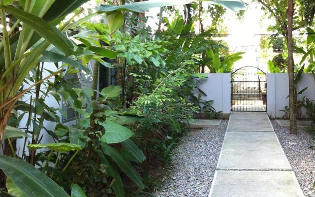 Apartment Chaofa West On The Pond