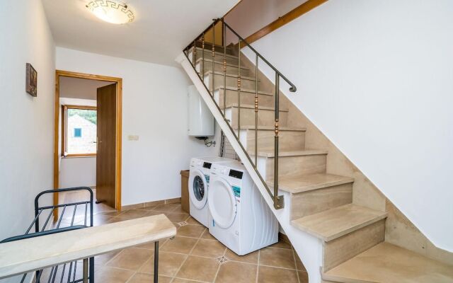 Stunning Home in Gruda With Wifi and 2 Bedrooms