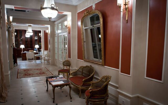 Chateau De Rilly - Les Collectionneurs