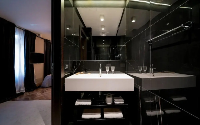 Artale 07 - Adults Only