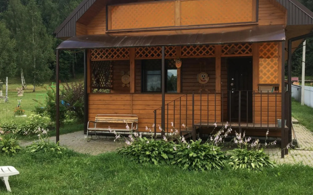 Сельская Усадьба Варежка