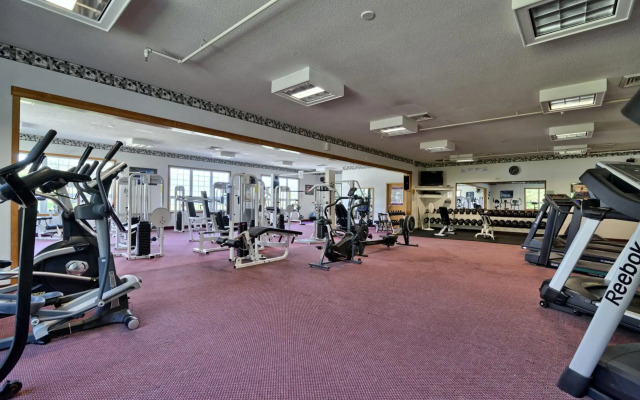 Cabot Inn & Suites