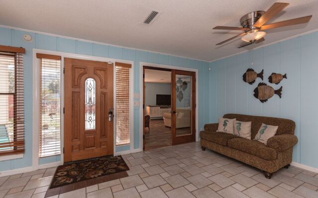 Sandy's Beach House by ZIA VR