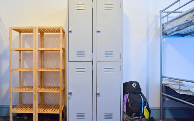 Blue Parrot Youth Hostel