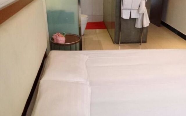 Zhangjiagang Newstay Vogue Hotel
