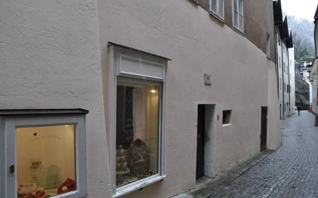 Romantic,central Situated 75m2 Flat
