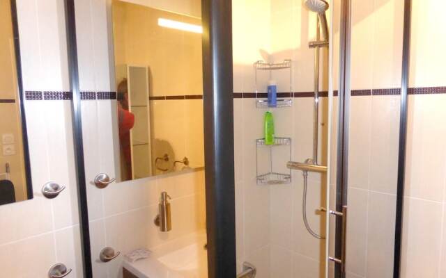 Apartment With 2 Bedrooms in La Seyne-sur-mer, With Furnished Terrace