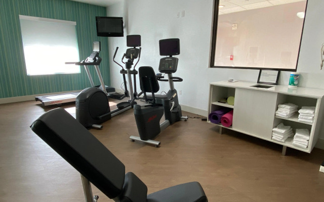Holiday Inn Express & Suites Beaumont - Oak Valley by IHG