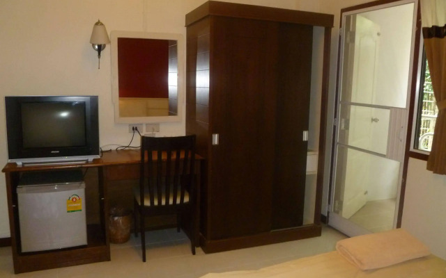 Good Night Chiang Mai