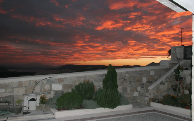 Leventis Art Suites