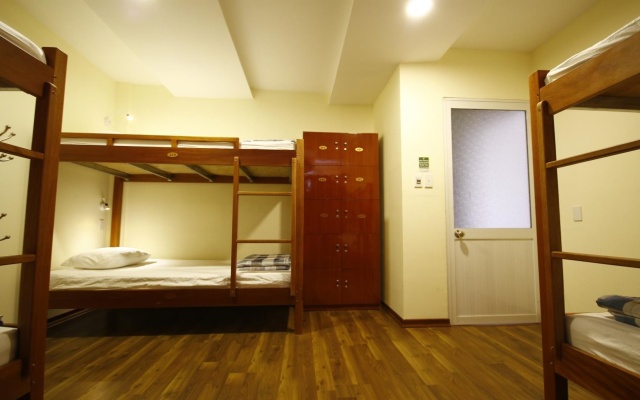 Dee Dee Danang Hostel – Guest Rooms – Da Nang