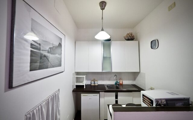 Studio Rosso San Luca Zona Acquario