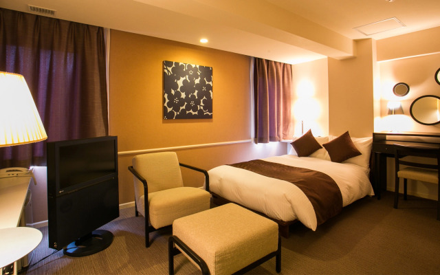 Empire Hotel Osaka