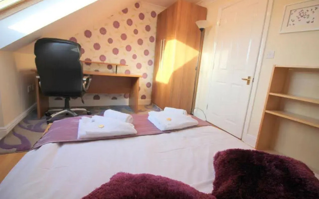 Peymans - The Barnwell Lodge Serviced Apartment