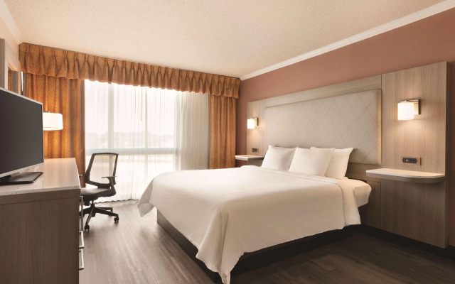 Radisson Hotel Lenexa Overland Park