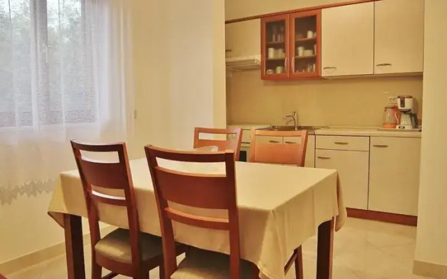 Apartment Ceh 397
