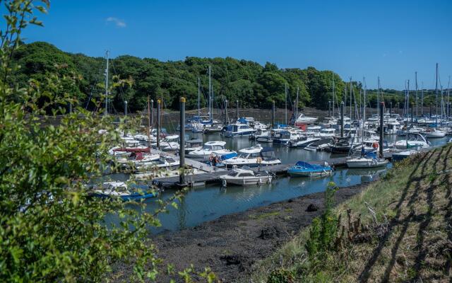 Marina View - 1 Bedroom Apartment - Neyland Marina