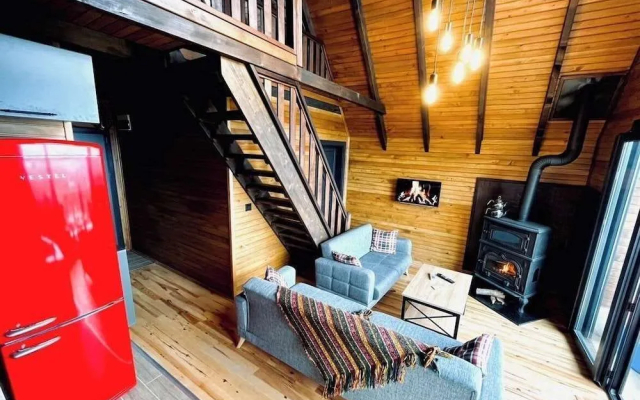 Moon House Bungalow